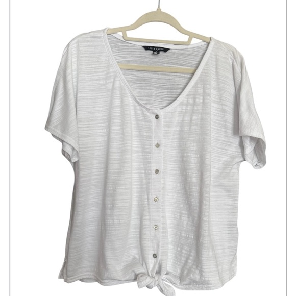 Zac & Rachel White V-Neck Button-Down Women's Top NWOT - Picture 2 of 7